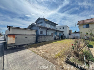 府中市高木町、土地の前面道路を含む現地写真画像です