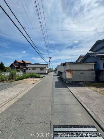府中市高木町、土地の前面道路を含む現地写真画像です