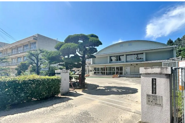 福山市瀬戸町山北、新築一戸建ての小学校画像です