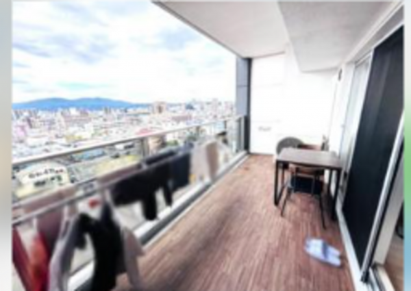 福山市三吉町、マンションのバルコニー画像です