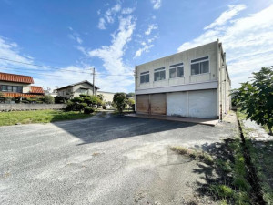 府中市広谷町、収益物件/店舗事務所の前面道路を含む現地写真画像です