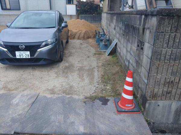 福山市御幸町大字中津原、新築一戸建ての駐車場画像です