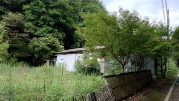 福山市芦田町大字福田、土地の前面道路を含む現地写真画像です