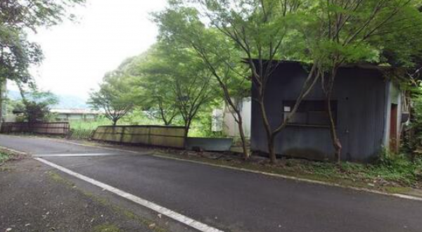 福山市芦田町大字福田、土地の前面道路を含む現地写真画像です