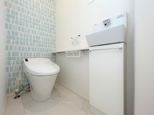 倉敷市安江、中古一戸建てのトイレ画像です