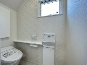 倉敷市平田、新築一戸建てのトイレ画像です