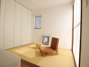 倉敷市堀南、中古一戸建ての居間画像です