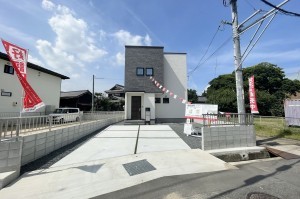 倉敷市上富井、新築一戸建ての外観画像です