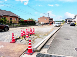 倉敷市玉島上成、土地の前面道路を含む現地写真画像です