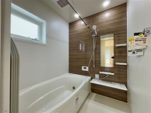 倉敷市笹沖、新築一戸建ての風呂画像です