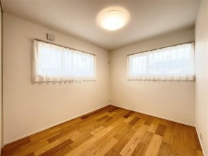 倉敷市笹沖、新築一戸建ての子ども部屋画像です