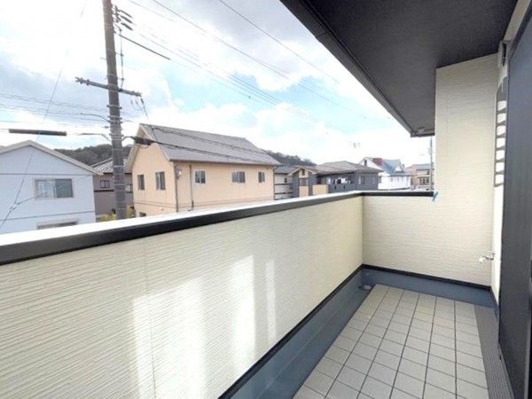 倉敷市笹沖、新築一戸建てのバルコニー画像です