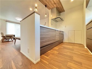 倉敷市西中新田、新築一戸建てのキッチン画像です