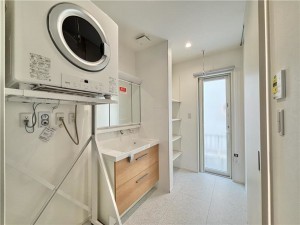 倉敷市西中新田、新築一戸建ての洗面画像です