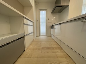 倉敷市西中新田、新築一戸建てのキッチン画像です
