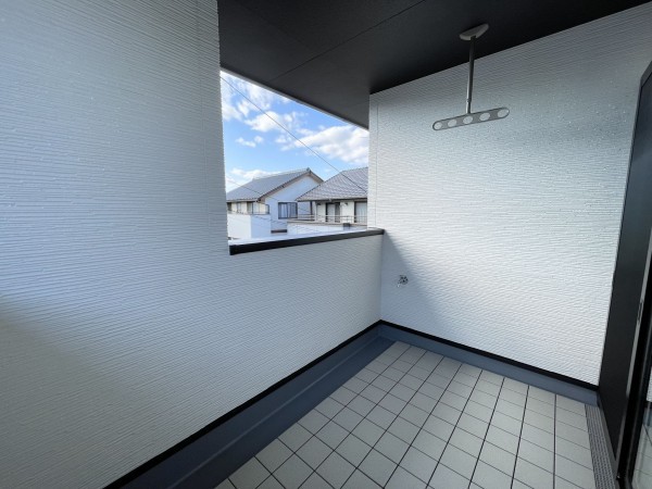 倉敷市西中新田、新築一戸建てのバルコニー画像です