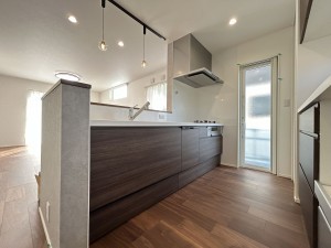 倉敷市北畝、新築一戸建てのキッチン画像です