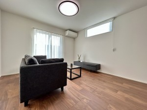 倉敷市北畝、新築一戸建ての居間画像です