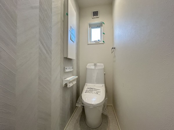 倉敷市北畝、新築一戸建てのトイレ画像です
