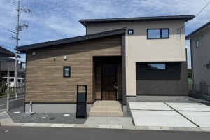 倉敷市中畝、新築一戸建ての外観画像です