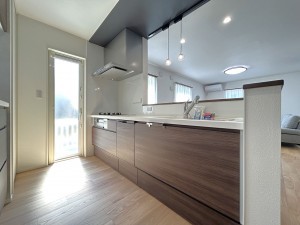 倉敷市片島町、新築一戸建てのキッチン画像です