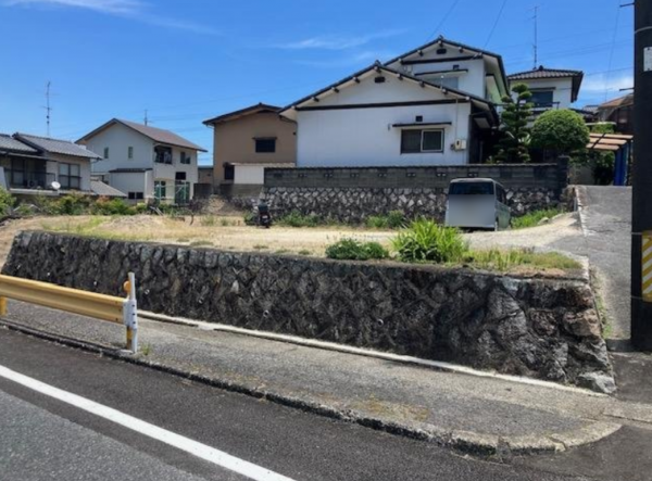 岩国市牛野谷町、土地の画像です