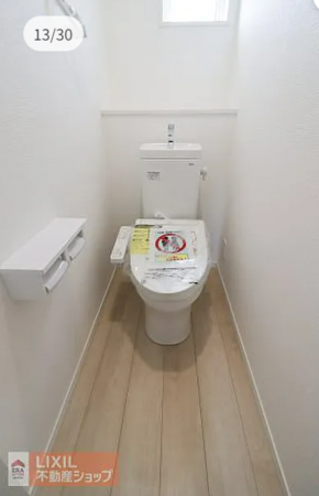 真岡市田町、新築一戸建てのトイレ画像です