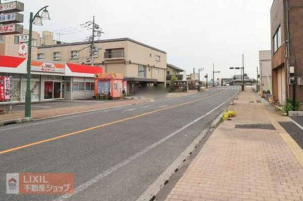 真岡市田町、新築一戸建ての前面道路を含む現地写真画像です