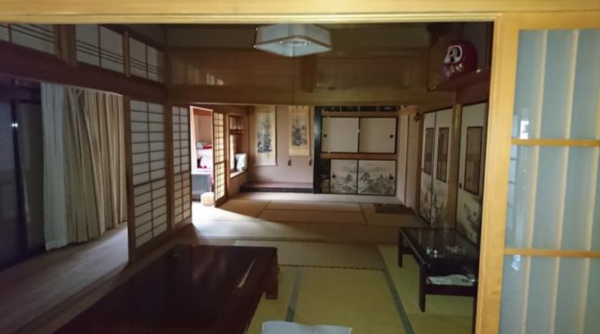 真岡市中、中古一戸建ての内装画像です