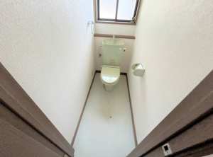 芳賀郡市貝町大字市塙、中古一戸建てのトイレ画像です