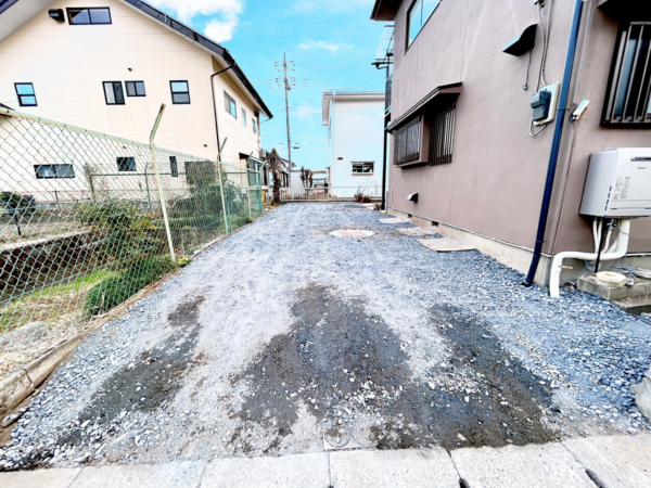 芳賀郡益子町大字塙、中古一戸建ての駐車場画像です