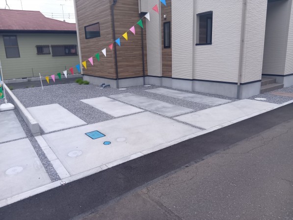 真岡市熊倉町、新築一戸建ての駐車場画像です