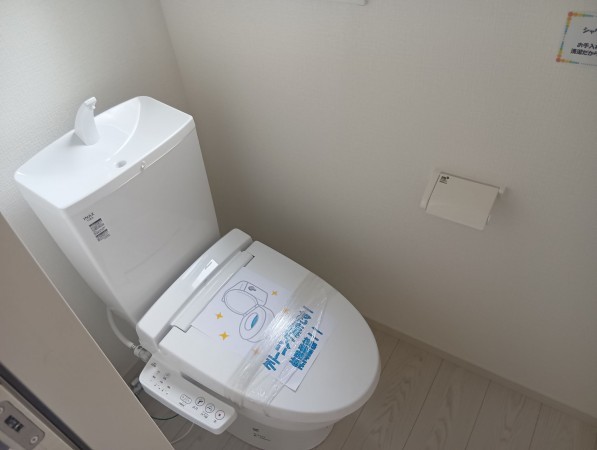 真岡市熊倉町、新築一戸建てのトイレ画像です
