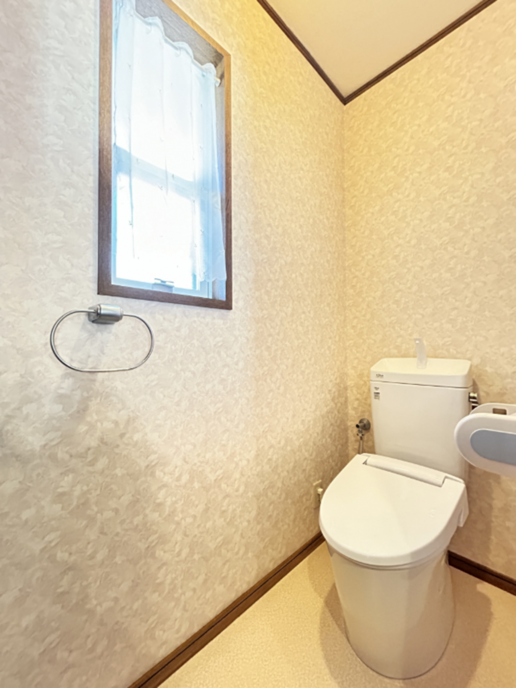 芳賀郡市貝町大字市塙、中古一戸建てのトイレ画像です