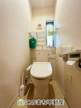 真岡市田町、中古一戸建てのトイレ画像です