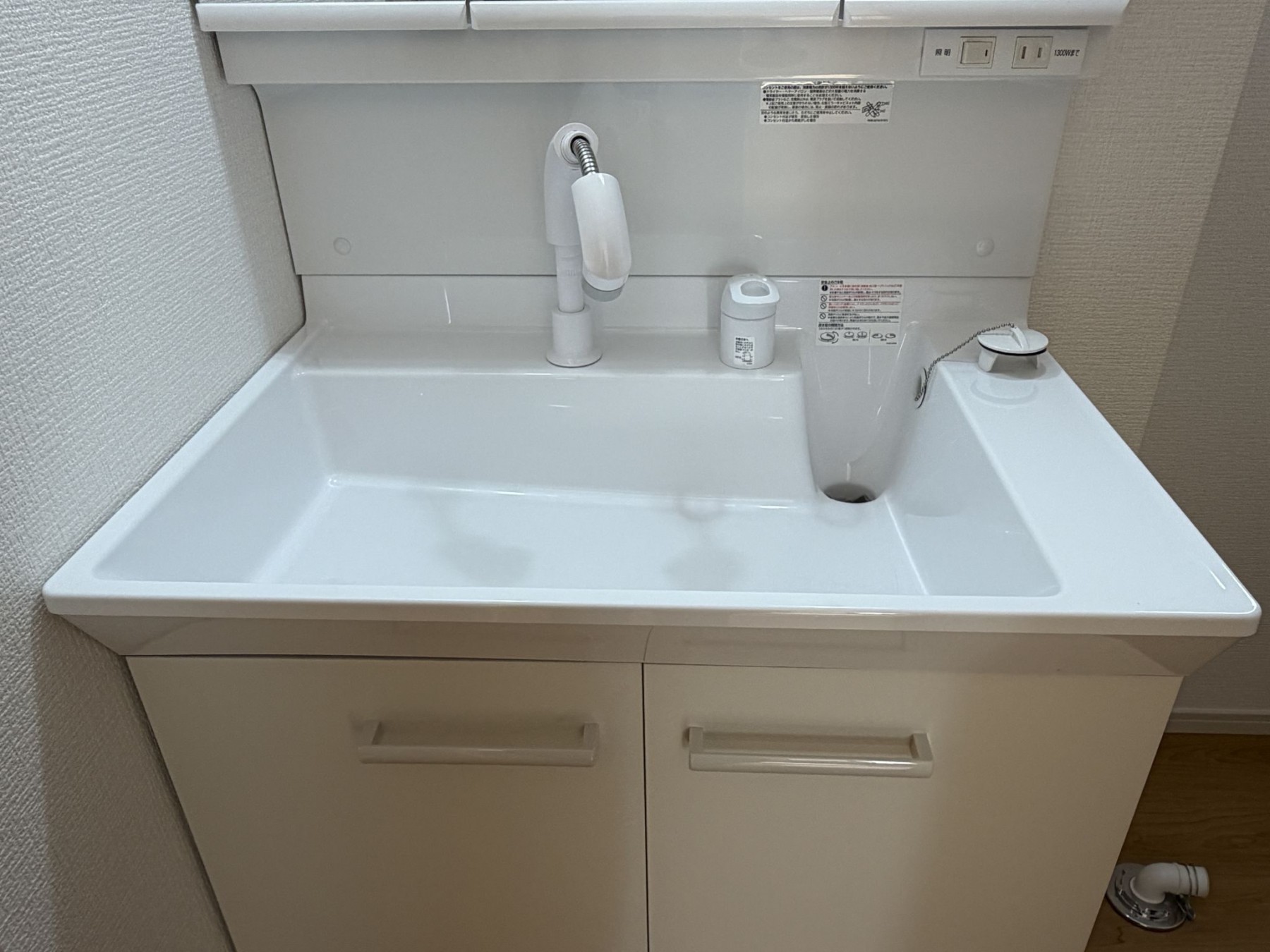 真岡市下高間木、新築一戸建ての洗面画像です