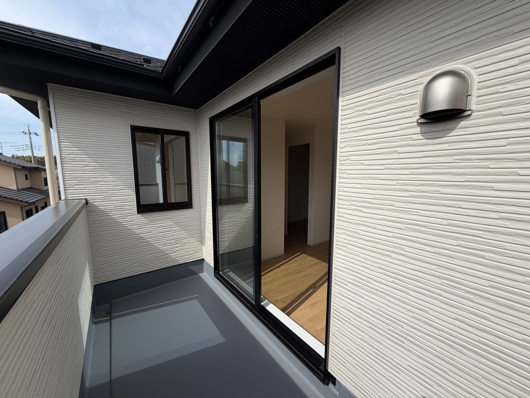 真岡市下高間木、新築一戸建てのバルコニー画像です