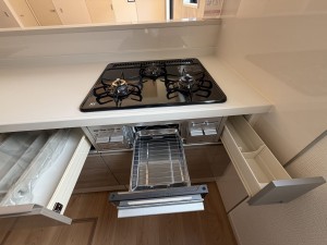 真岡市下高間木、新築一戸建てのキッチン画像です