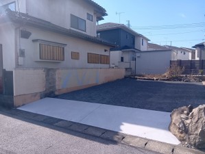 真岡市長田、中古一戸建ての駐車場画像です