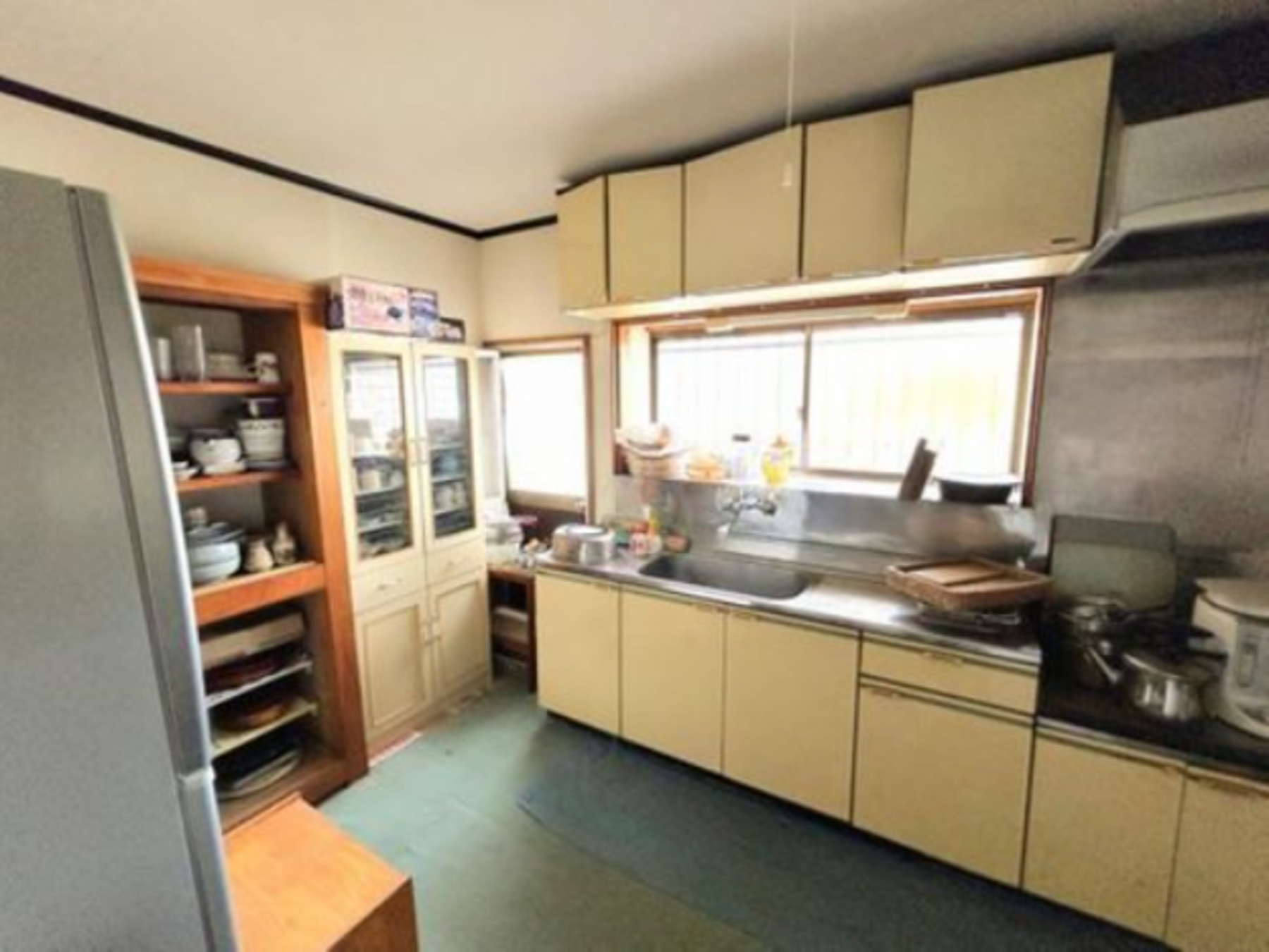 芳賀郡芳賀町大字稲毛田、中古一戸建てのキッチン画像です