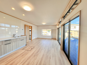 芳賀郡芳賀町大字稲毛田、中古一戸建ての居間画像です