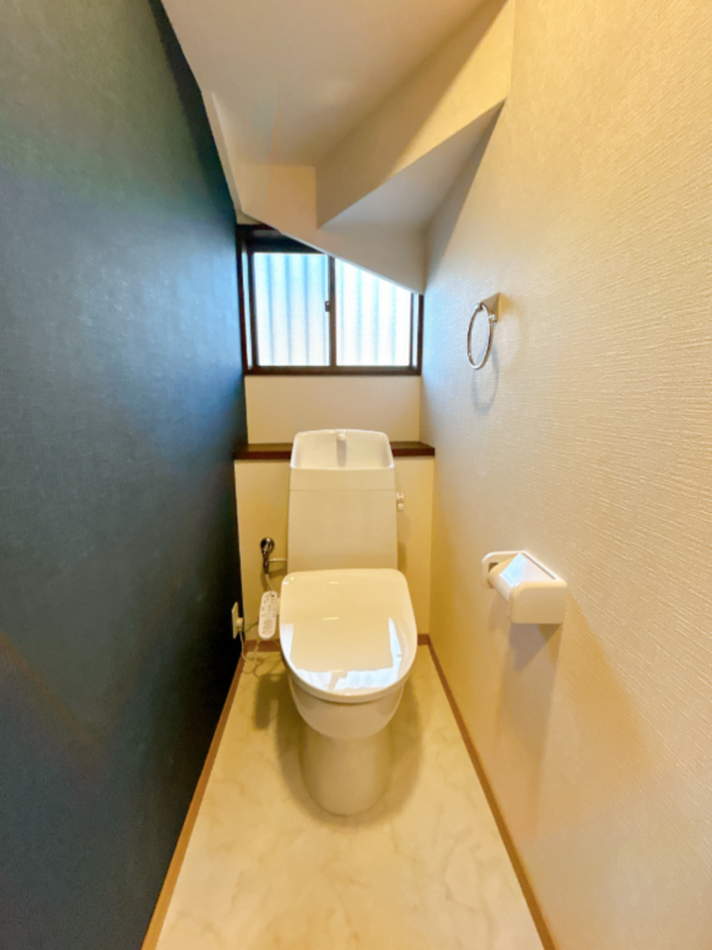 真岡市大谷台町、中古一戸建てのトイレ画像です