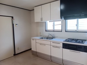 宇都宮市緑町３丁目、中古一戸建てのキッチン画像です