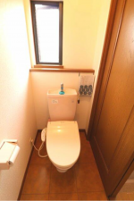 真岡市大谷台町、中古一戸建てのトイレ画像です