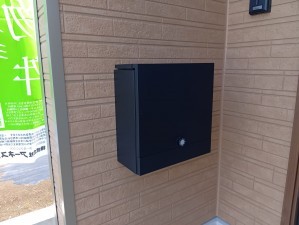 真岡市長田、新築一戸建ての玄関画像です