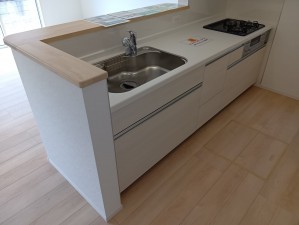 真岡市長田、新築一戸建てのキッチン画像です