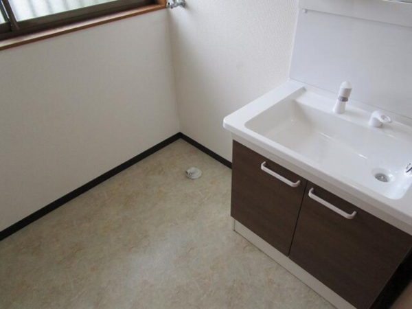 芳賀郡市貝町大字多田羅、中古一戸建ての洗面画像です