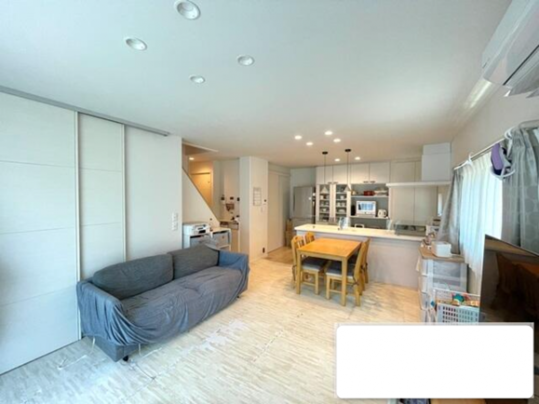 芳賀郡市貝町大字椎谷、中古一戸建ての居間画像です