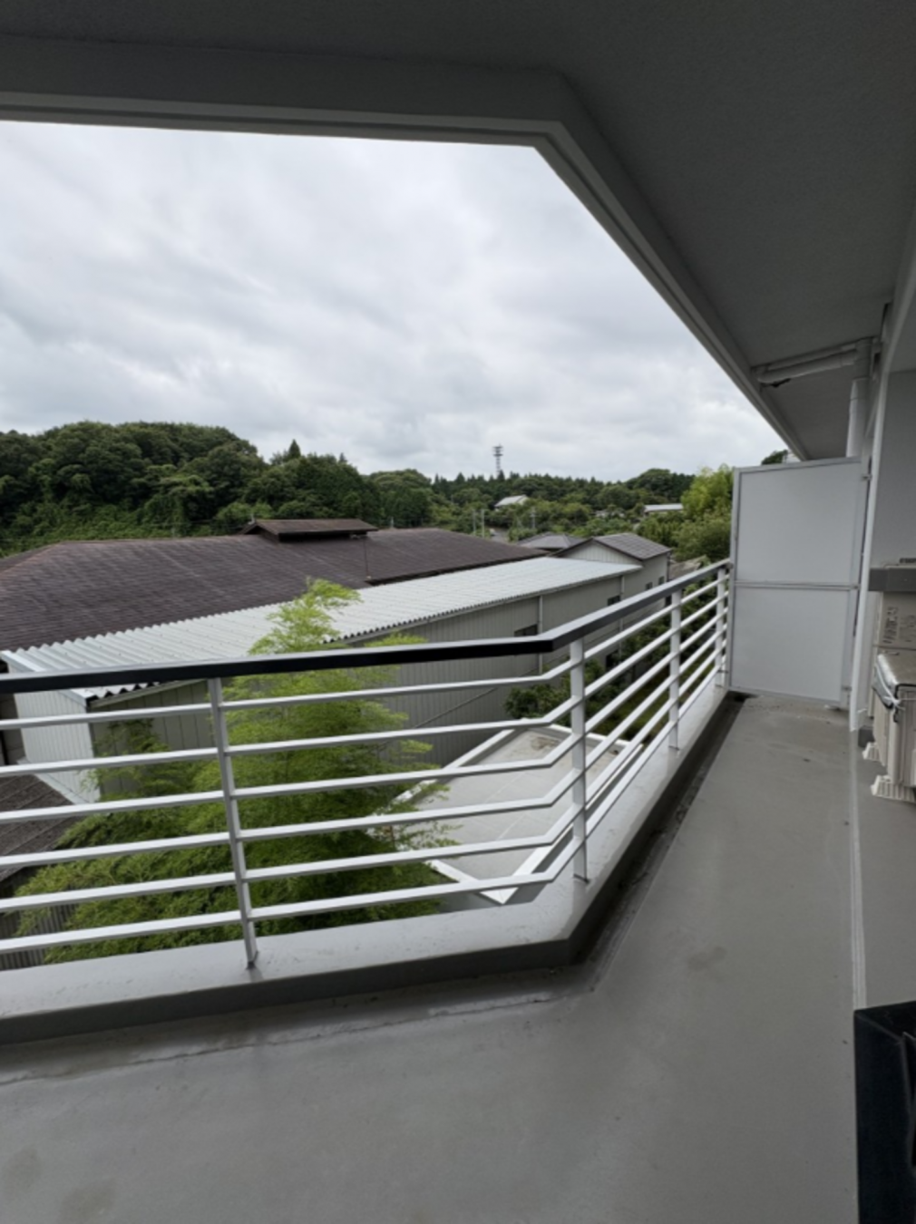 芳賀郡益子町大字益子、マンションのバルコニー画像です