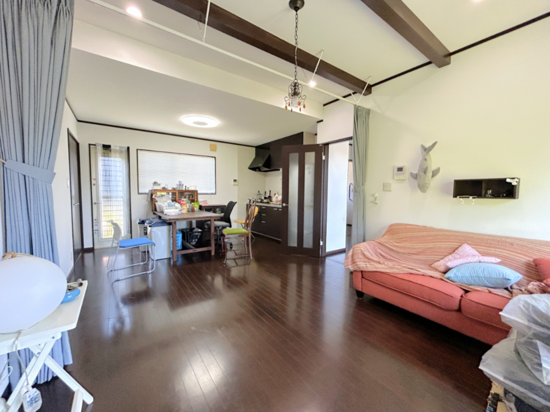 芳賀郡芳賀町大字八ツ木、中古一戸建ての居間画像です